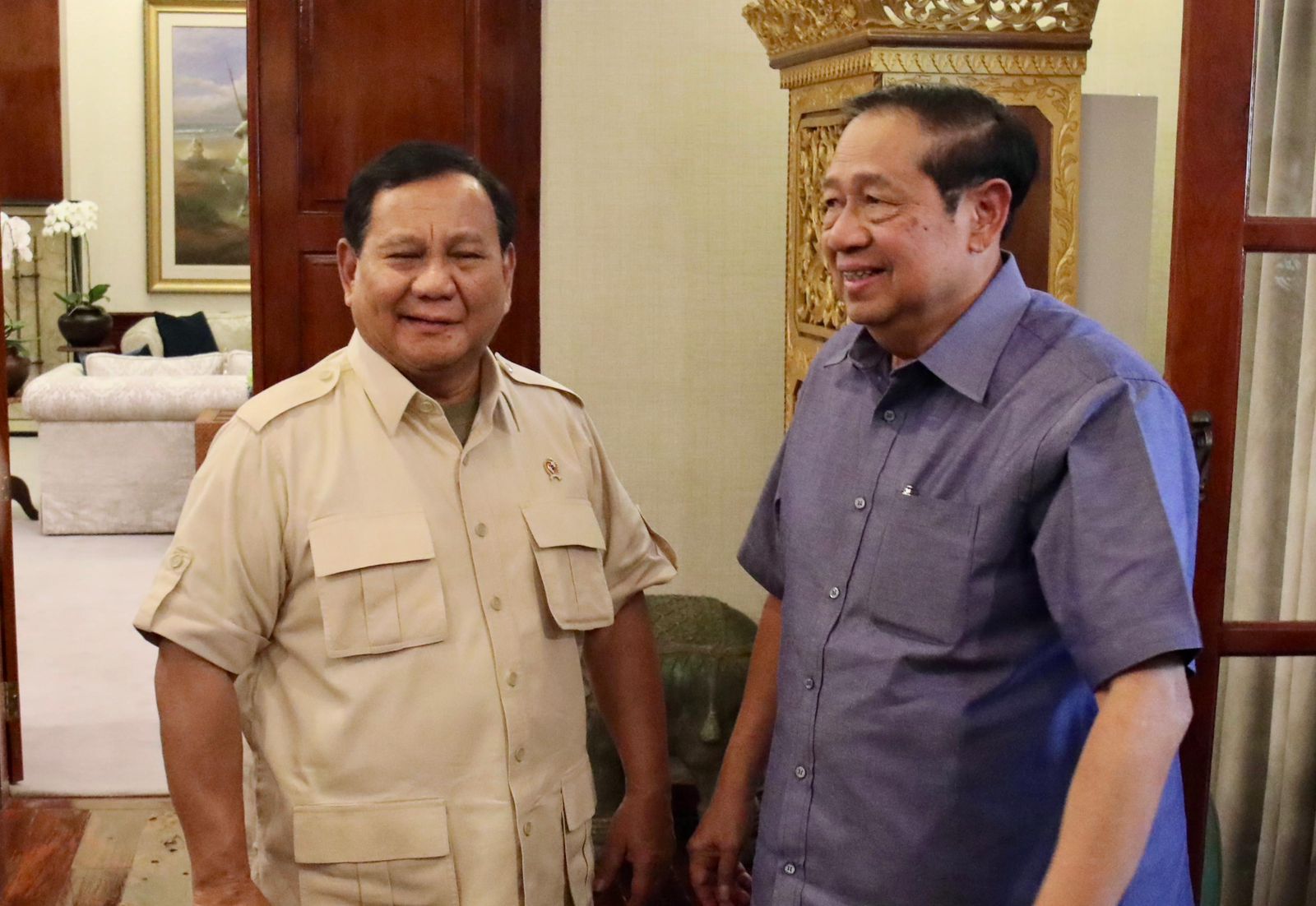 Presiden terpilih Prabowo Subianto dan Presiden keenam RI Susilo Bambang Yudhoyono (SBY). (Foto/Tim Prabowo).