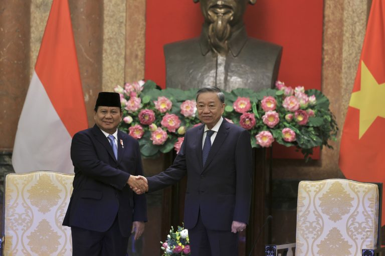 Pertemuan Prabowo dengan Presiden Vietnam Tô Lâm. (BeritaNasional/Doc. Kemhan)