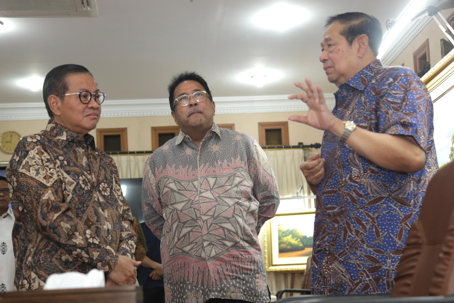 Momen Pramono-Rano bertemu dengan SBY. (BeritaNasional/Instagam)