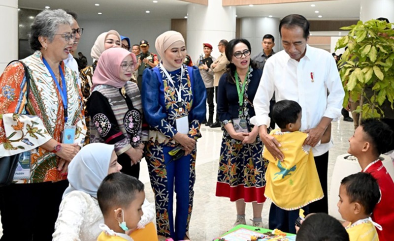 Jokowi resmikan RS Kemenkes Surabaya (Foto/Presiden RI)