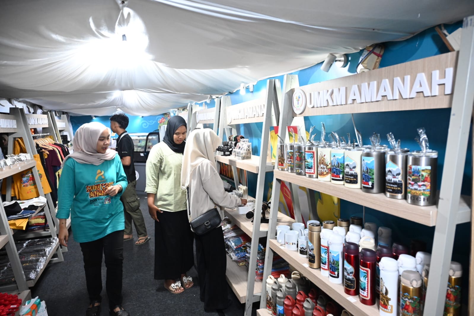 Produk UMKM Binaan Amanah Meriahkan Expo PON XXI. (Foto/Amanah).