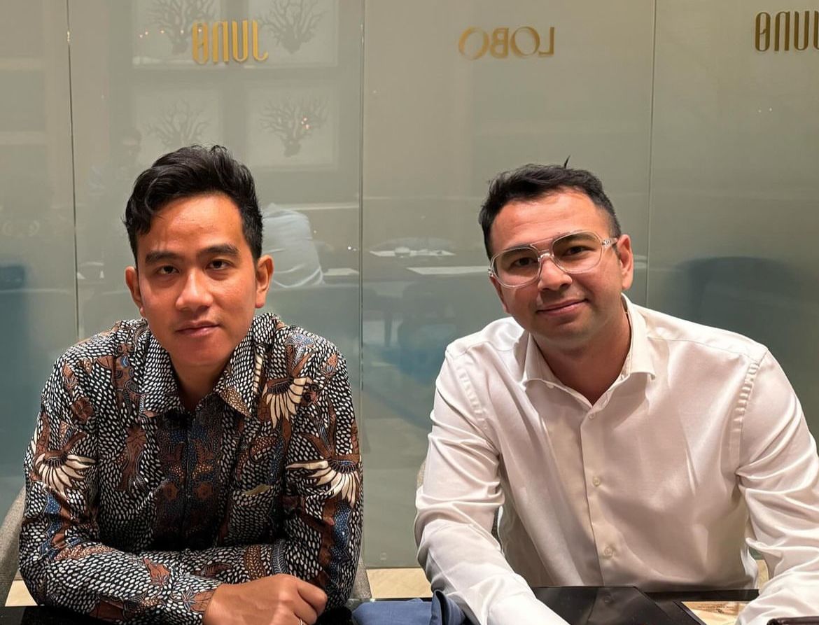 Raffi Ahmad (kanan) bersama Wakil Presiden terpilih Gibran Rakabuming (kiri). (Foto/instagram/raffinagita1717).