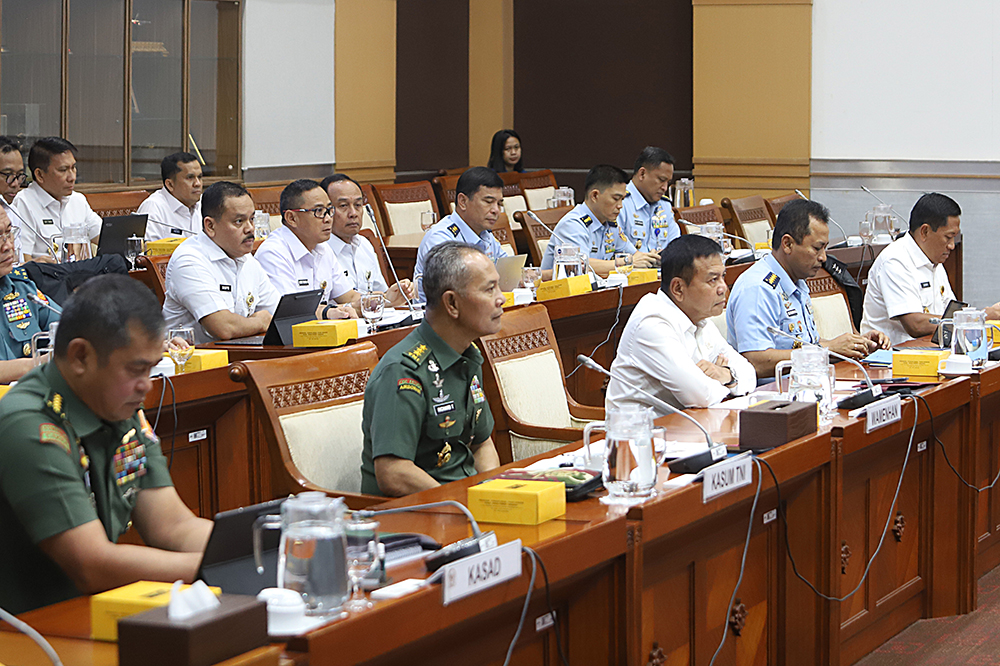 Rapat kerja Komisi I bersama Kemenhan dan TNI. (BeritaNasional/Elvis Sendouw)