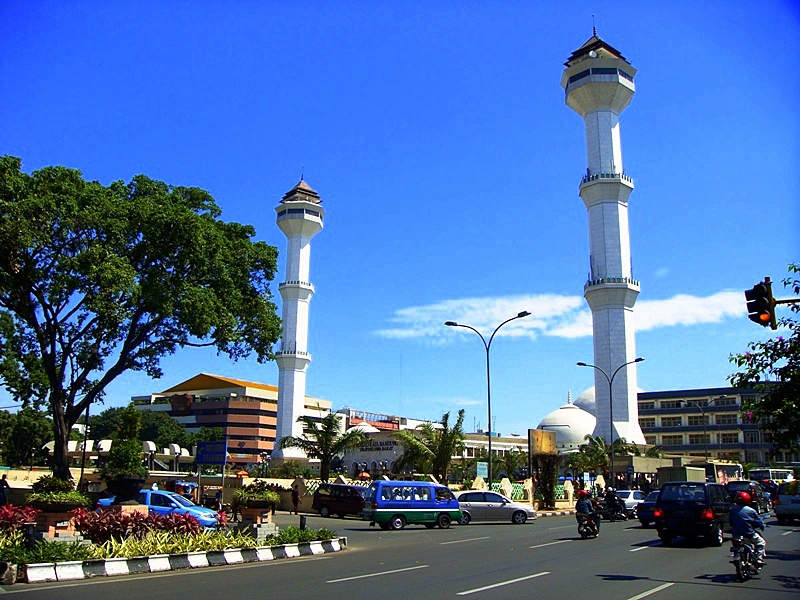 Masjid Agung Bandung. (Foto/freepik).