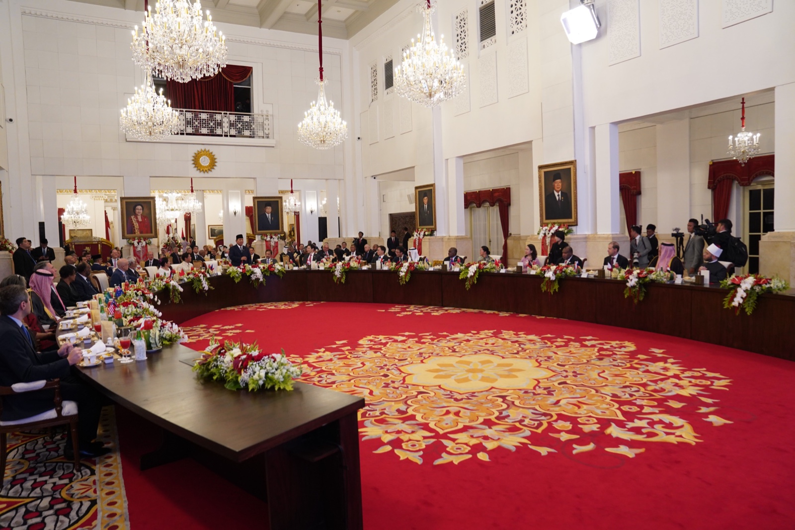 Prabowo Jamu Makan Malam Para Pimpinan Negara Undangan di Istana. (Foto/Tim Prabowo).