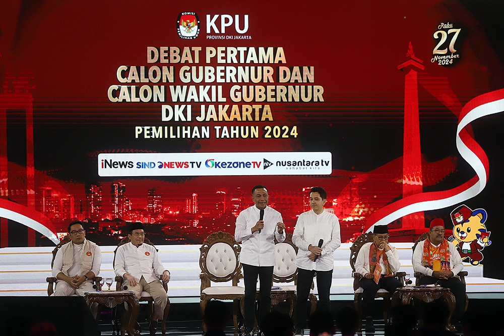 Paslon nomor urut 2 Dharma-Kun saat debat Pilgub Jakarta 2024. (BeritaNasional/Elvis)