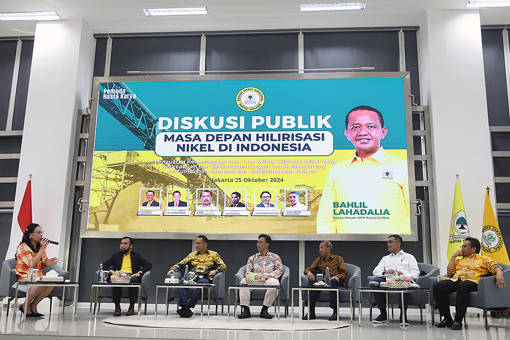 Golkar gelar diskusi yang bertajuk "Massa Depan Hilirisasi Nikel di Indonesia" di Kantor DPP Partai Golkar. (BeritaNasional/Elvis Sendouw)