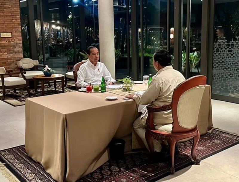 Jokowi makan malam bersama Prabowo (Foto/Inst Jokowi)