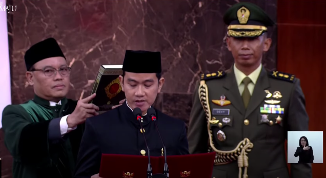 Ajudan Wapres Gibran Rakabuming Raka, Letkol Devy Kristiono. (Foto/tangkapan layar YouTube Setpres)