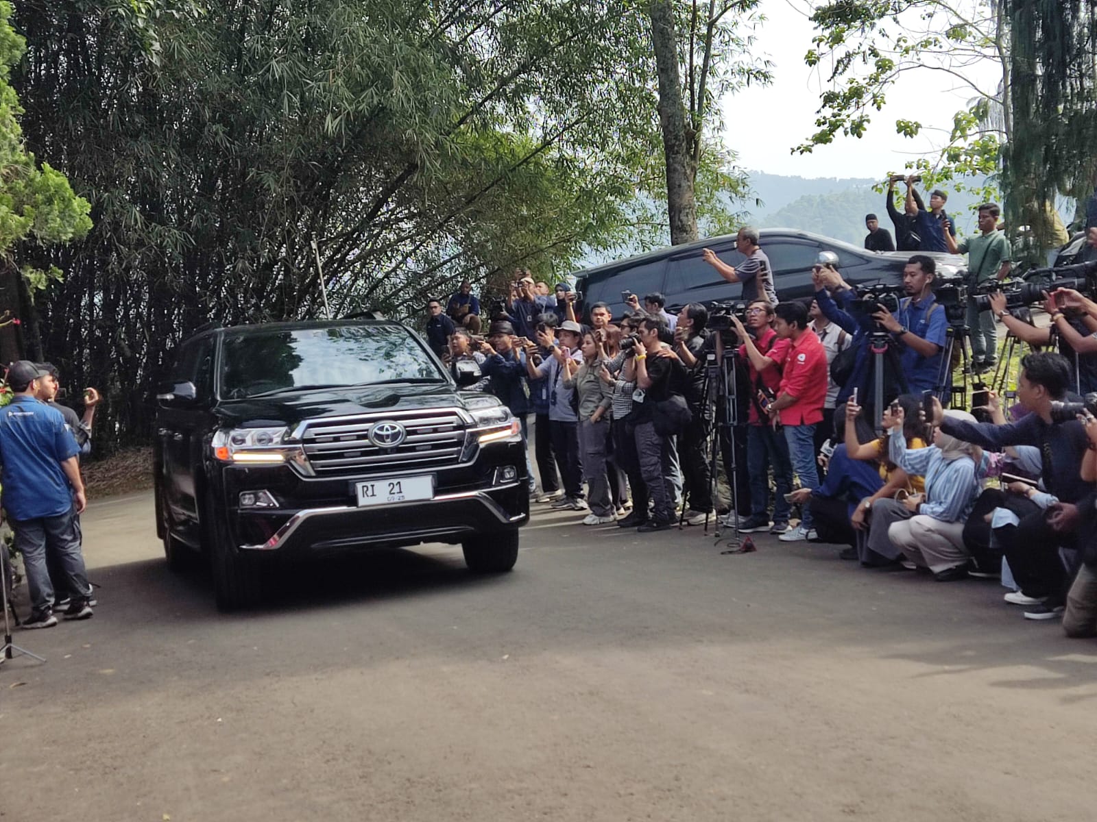 Sejumlah Tokoh Mulai Merapat ke Hambalang untuk Ikut Pembekalan Prabowo. (BeritaNasional/Ahda).