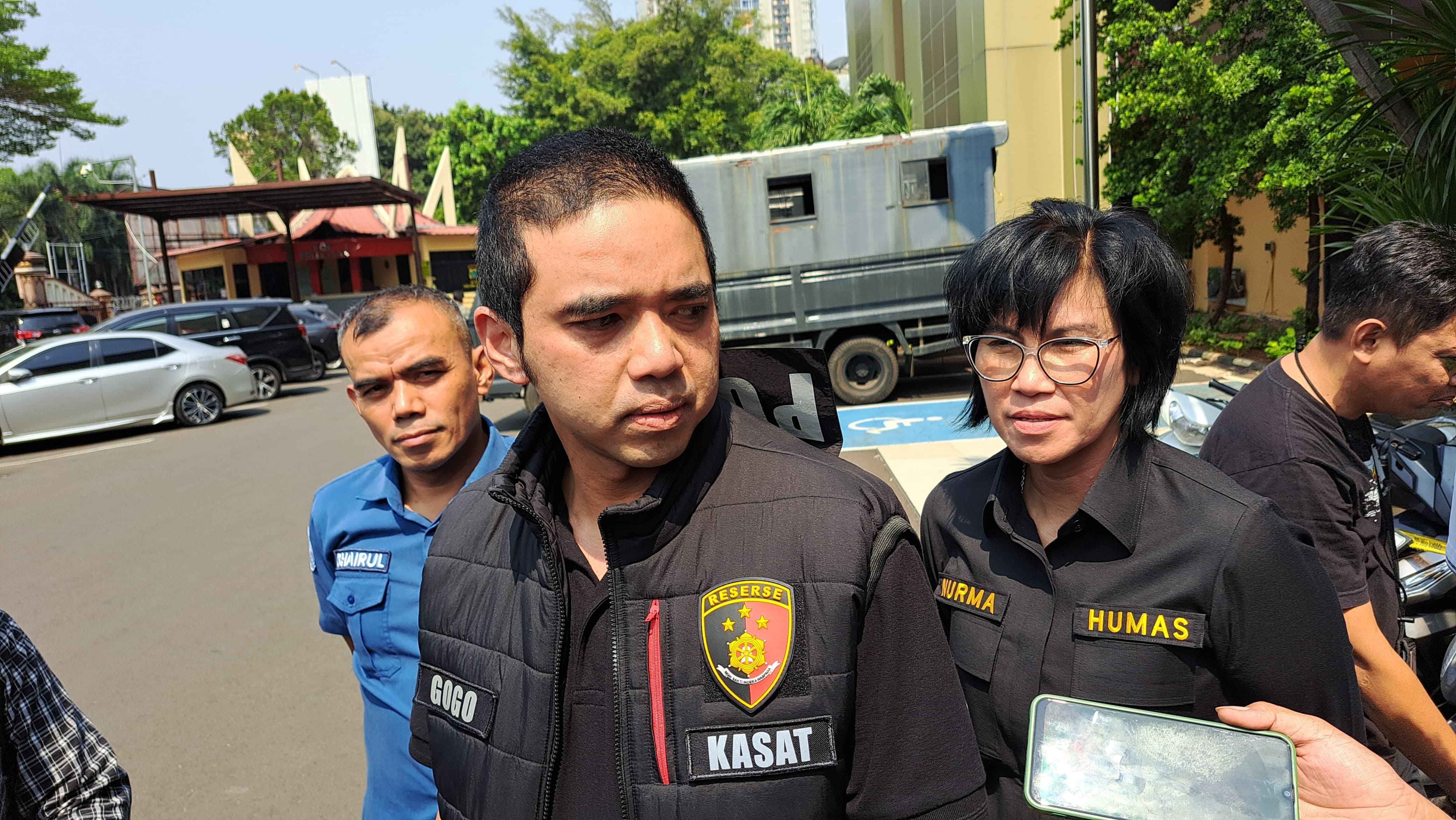 Kasat Reskrim Polres Metro Jakarta Selatan AKBP Gogo Galesung (kiri). (Foto/Humas Polres Jaksel)