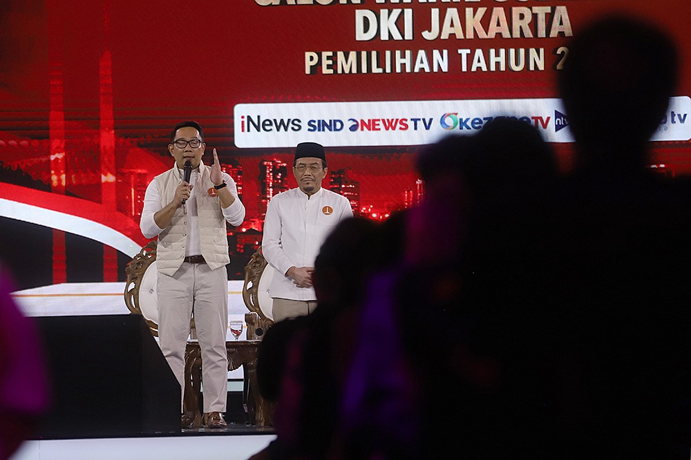 Paslon nomor urut 1 Ridwan Kamil-Suswono saat debat Pilgub Jakarta 2024. (BeritaNasional/Oke Atmaja)