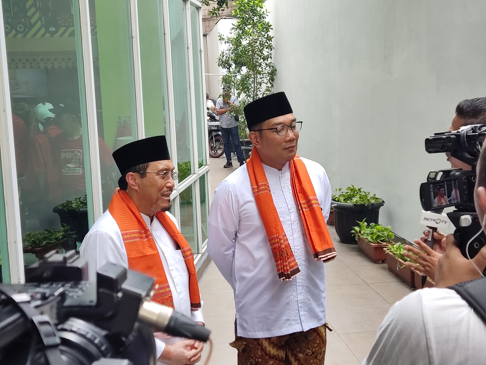 Bakal calon gubernur Jakarta Ridwan Kamil dan calon wakil gubernur Suswono. (BeritaNasional/Ahda).