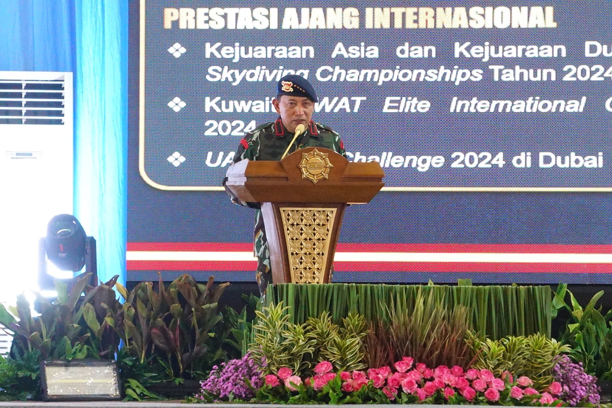 Kapolri Jenderal Pol. Listyo Sigit Prabowo dalam acara 'Syukuran HUT Ke-79 Korps Brimob Polri' di Mako Brimob Kelapa Dua, Depok, Jawa Barat (Foto/Humas Polri).