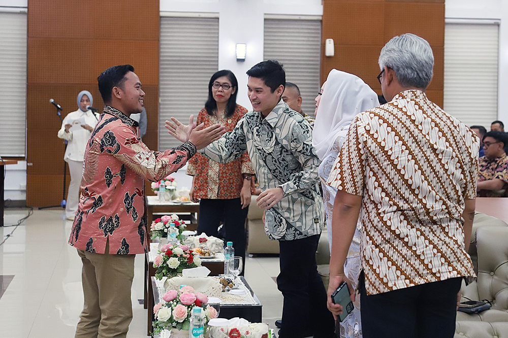 Ariawan kembali terpilih sebagai Ketua Koordinatoriat Wartawan Parlemen (KWP) periode 2024-2026 secara aklamasi. (BeritaNasional/Elvis Sendouw)