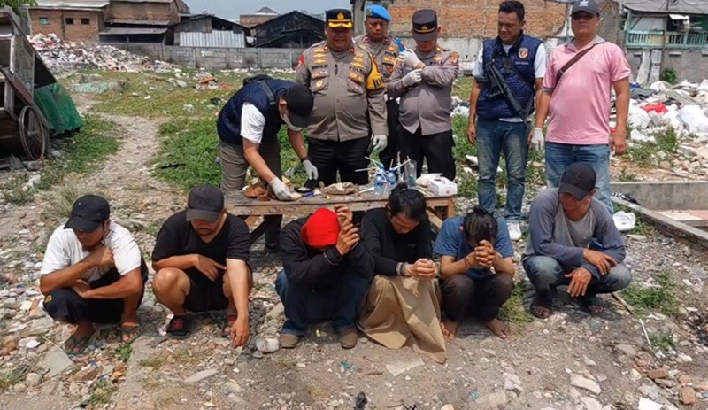 Polisi bersihkan Kampung Boncos dari Narkoba (Foto/Bachtiar)