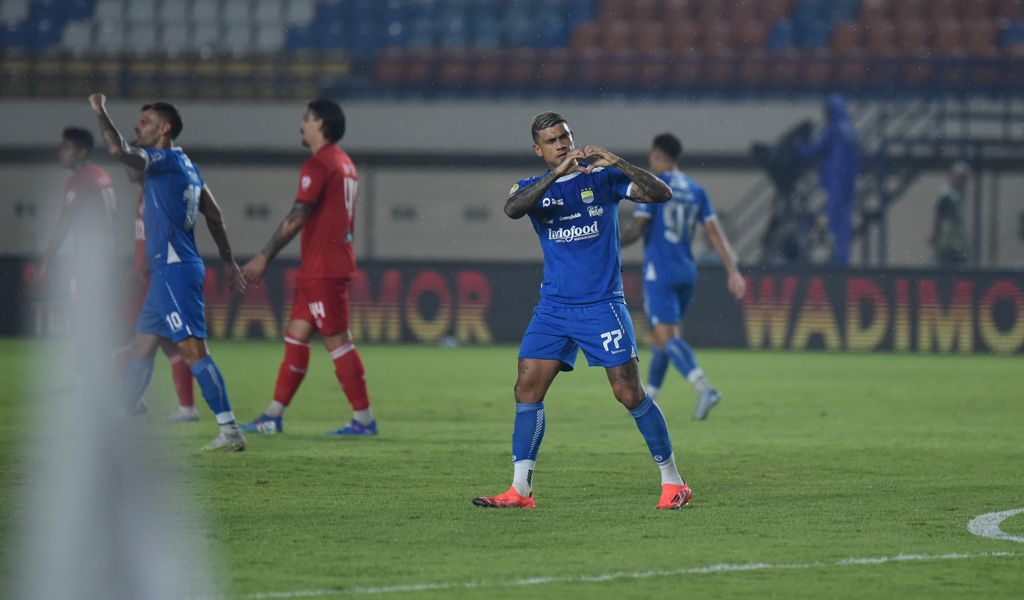 Bomber Persib Ciro Alves merayakan gol ke gawang Semen Padang pada pertandingan Liga 1. (Foto/Persib)an di