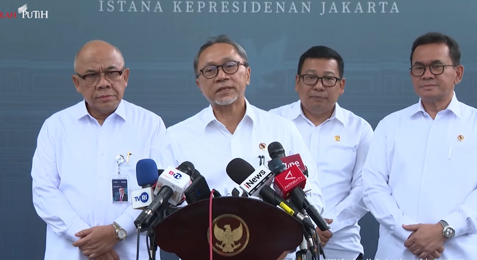 Menteri Koordinator Bidang Pangan, Zulkifli Hasan (Zulhas) usai ratas dengan Presiden Prabowo. (Foto/YouTube Sekretariat Presiden).