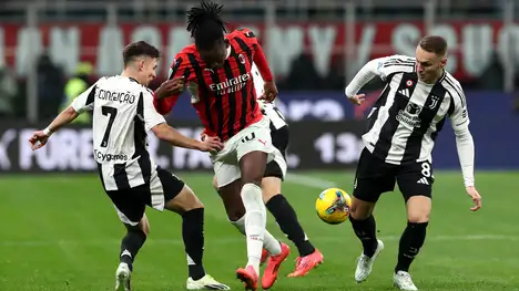 Laga antara AC Milan dan Juventus. (Foto/Serie A)