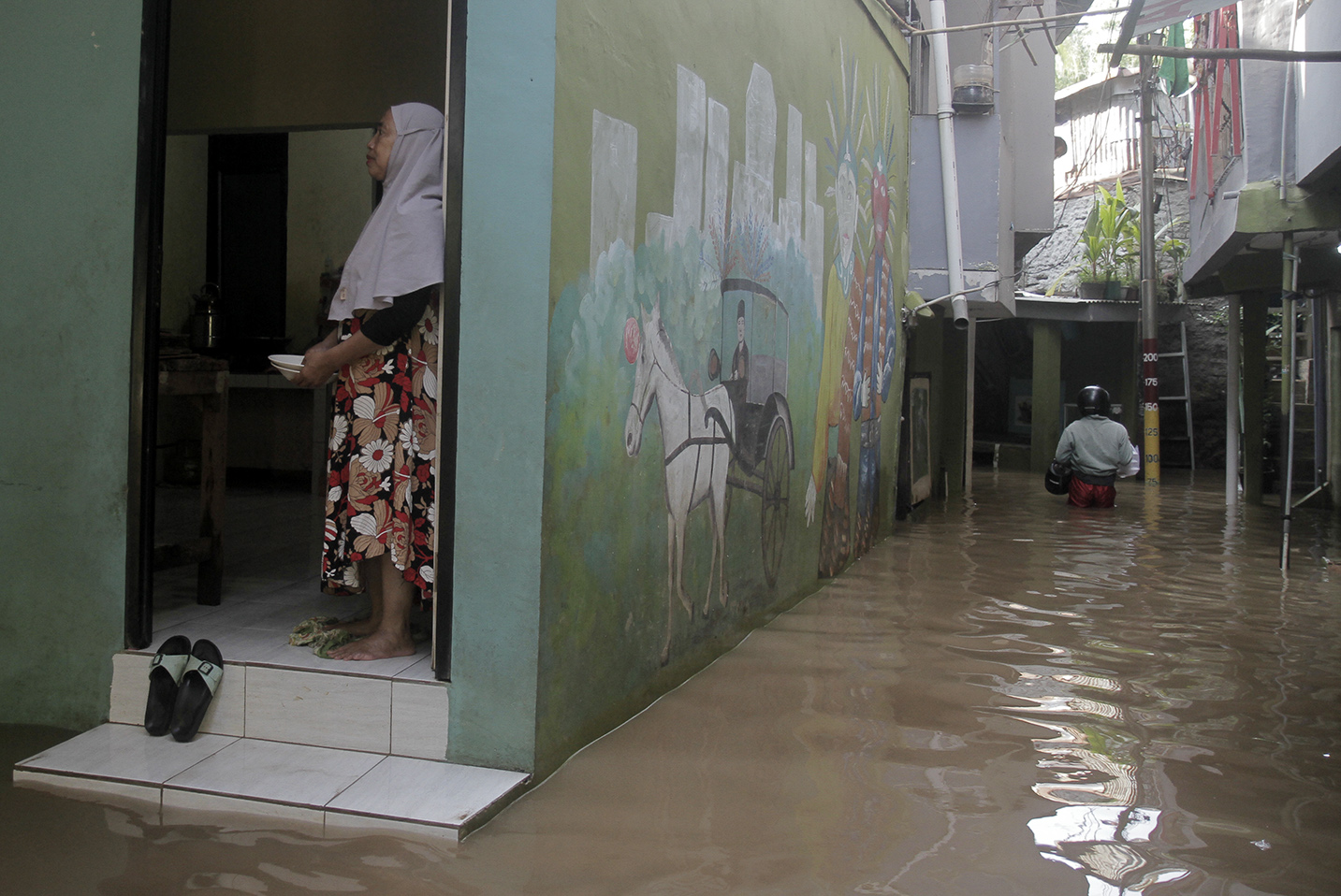 Banjir di sebuah wilayah di Jakarta. (BeritaNasional/Oke Atmaja).