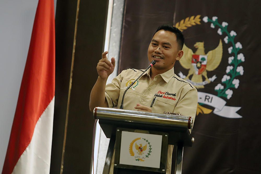 Forum Komunikasi dan Diseminasi Program Kerja Media (press gathering) dengan tema "Kolaborasi Inklusif untuk Mempercepat Pembangunan Daerah: DPD RI dalam Peran Strategis Menuju Indonesia Emas 2045". (BeritaNasional/Elvis Sendouw)