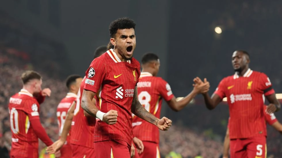 Penggawa Liverpool Luis Diaz bersama rekan setimnya merayakan gol ke gawang Bayer Leverkusen. (Foto/Liverpool FC)