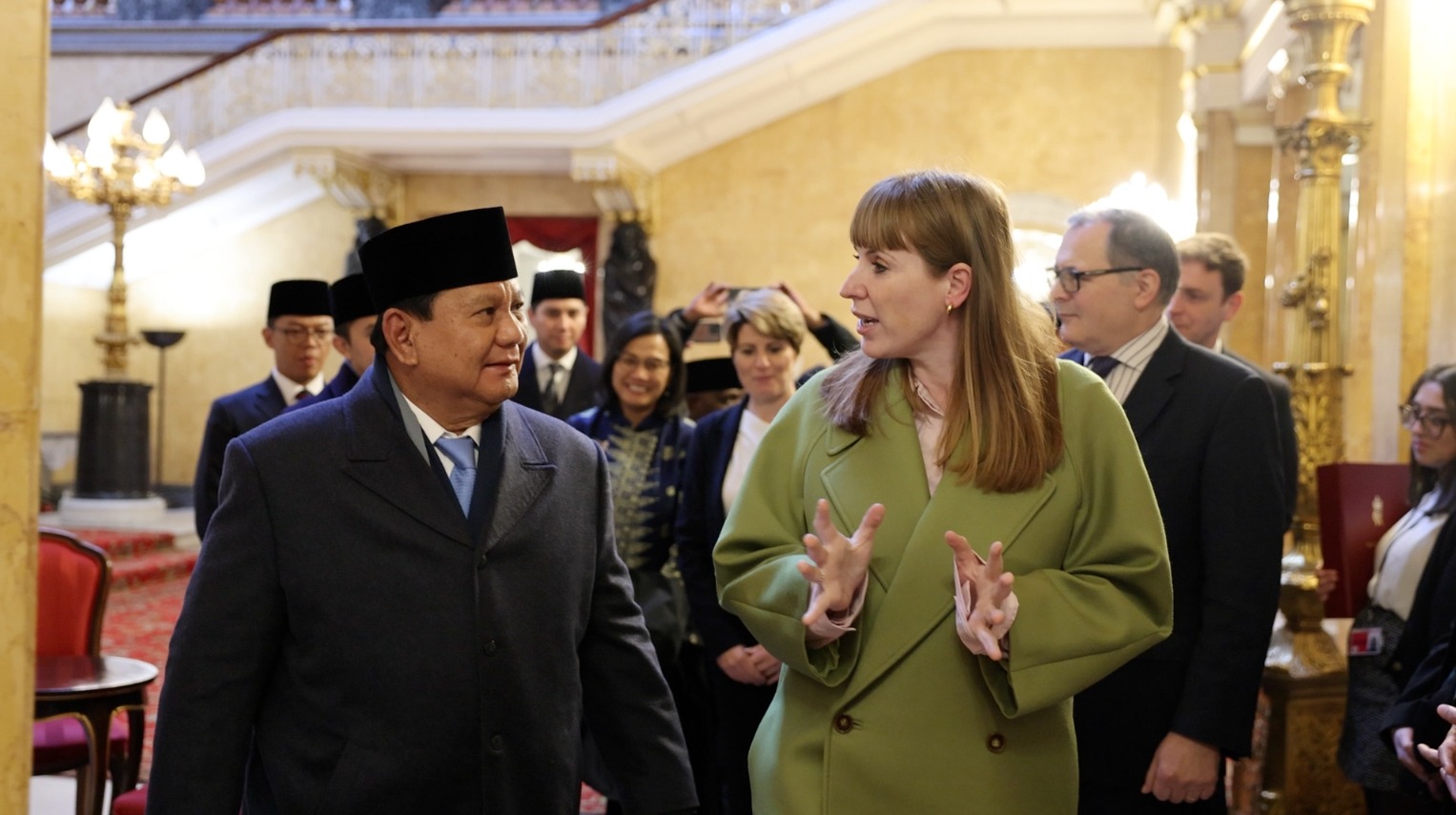 Momen pertemuan Prabowo dan Wakil Perdana Menteri Inggris, Angela Rayner. (Foto/Tim Prabowo)