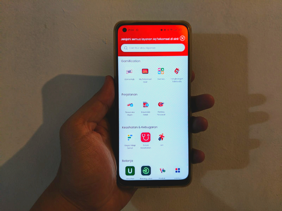 MyTelkomsel super app, menawarkan berbagai fitur unggulan seperti layanan digital lifestyle yang lengkap. (BeritaNasional/Iman)