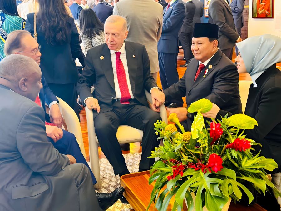 Momen kedekatan Prabowo bersama pemimpin dunia termasuk Presiden Erdogan di KTT G20. (Foto/Tim Prabowo)