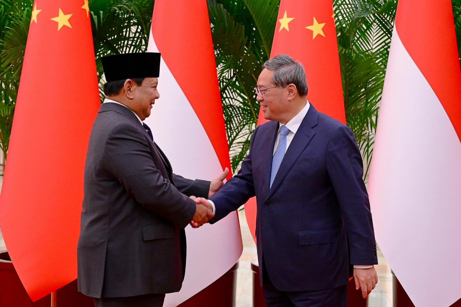 Momen pertemuan Prabowo dengan PM Tiongkok, Li Qiang. (Foto/doc. Tim Prabowo)