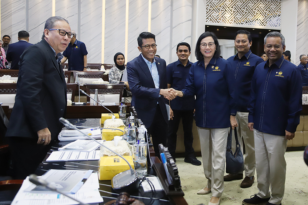 Kementerian Keuangan menghadiri Rapat kerja bersama Kmisi XI DPR. (BeritaNasional/Elvis Sendouw)