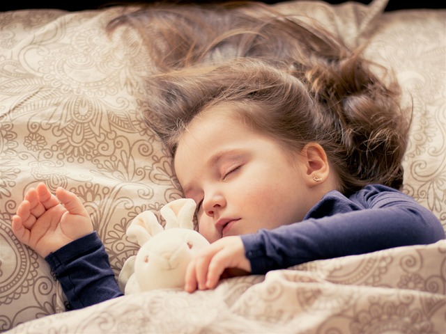 Ilustrasi anak tidur (BeritaNasional/Pixabay)