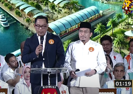 Paslon nomor urut 1 Ridwan Kamil-Suswono saat debat Pilgub Jakarta 2024. (Foto/YouTube KPU)