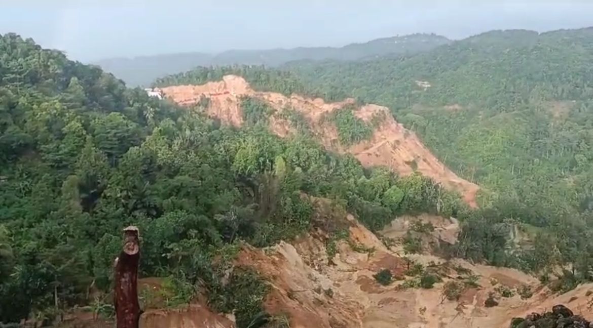 Lokasi longsor yang melanda Kecamatan Bayah, Kabupaten Lebak. (Foto/BPBD Kabupaten Lebak).