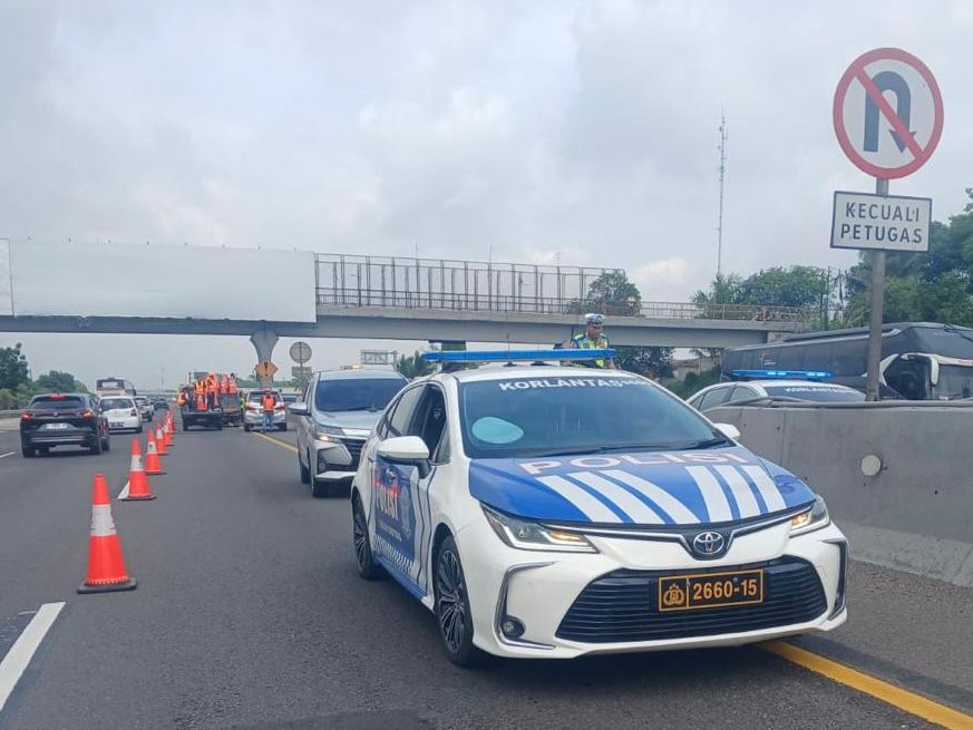 Contraflow Diperpanjang dari KM 45 hingga KM 65 Tol Jakarta-Cikampek. (Foto/Jasa Marga).