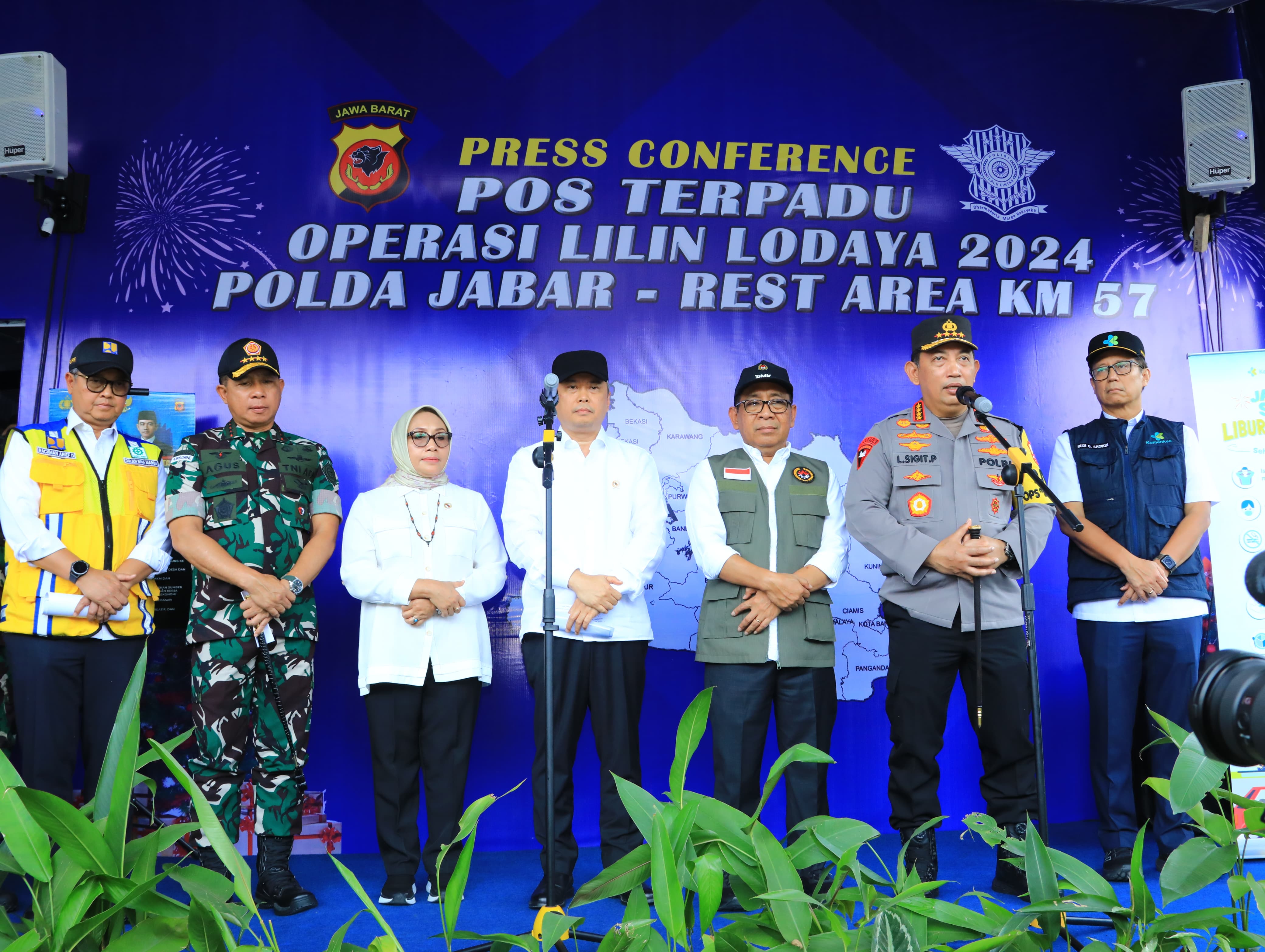 Kapolri Jenderal Polisi Listyo Sigit Prabowo di Pos terpadu lilin lodaya 2024. (Foto/Polri).