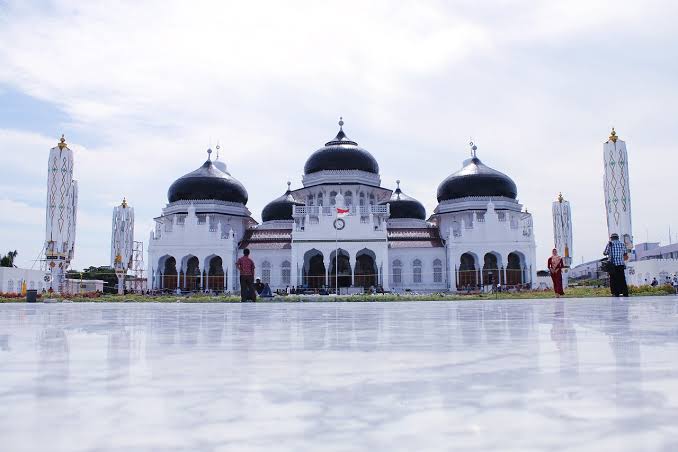 Masjid salah satu yang tersisa setelah Aceh dihantam tsunami 2004 (BeritaNasional/Pixabay)