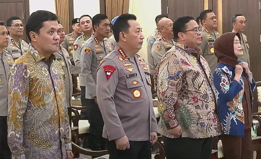 Kapolri Jenderal Polisi Listyo Sigit Prabowo saat dalam konferensi pers Rilis Akhir Tahun di Mabes Polri pada Selasa (31/12/2024). (Foto/YouTube/Divisi Humas Polri)