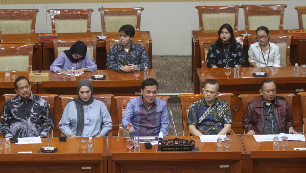 Komisi III DPR saat laporan Kinerja Akhir Tahun 2024 di Kompleks Parlemen, Senayan, Jakarta, Jumat (27/12/2024). (BeritaNasional/Oke Atmaja)