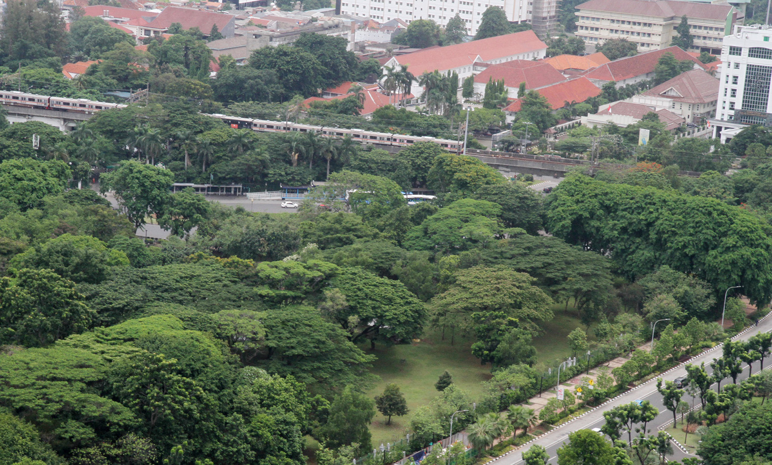 Ruang terbuka hijau di Jakarta. (BeritaNasional/Oke Atmaja).