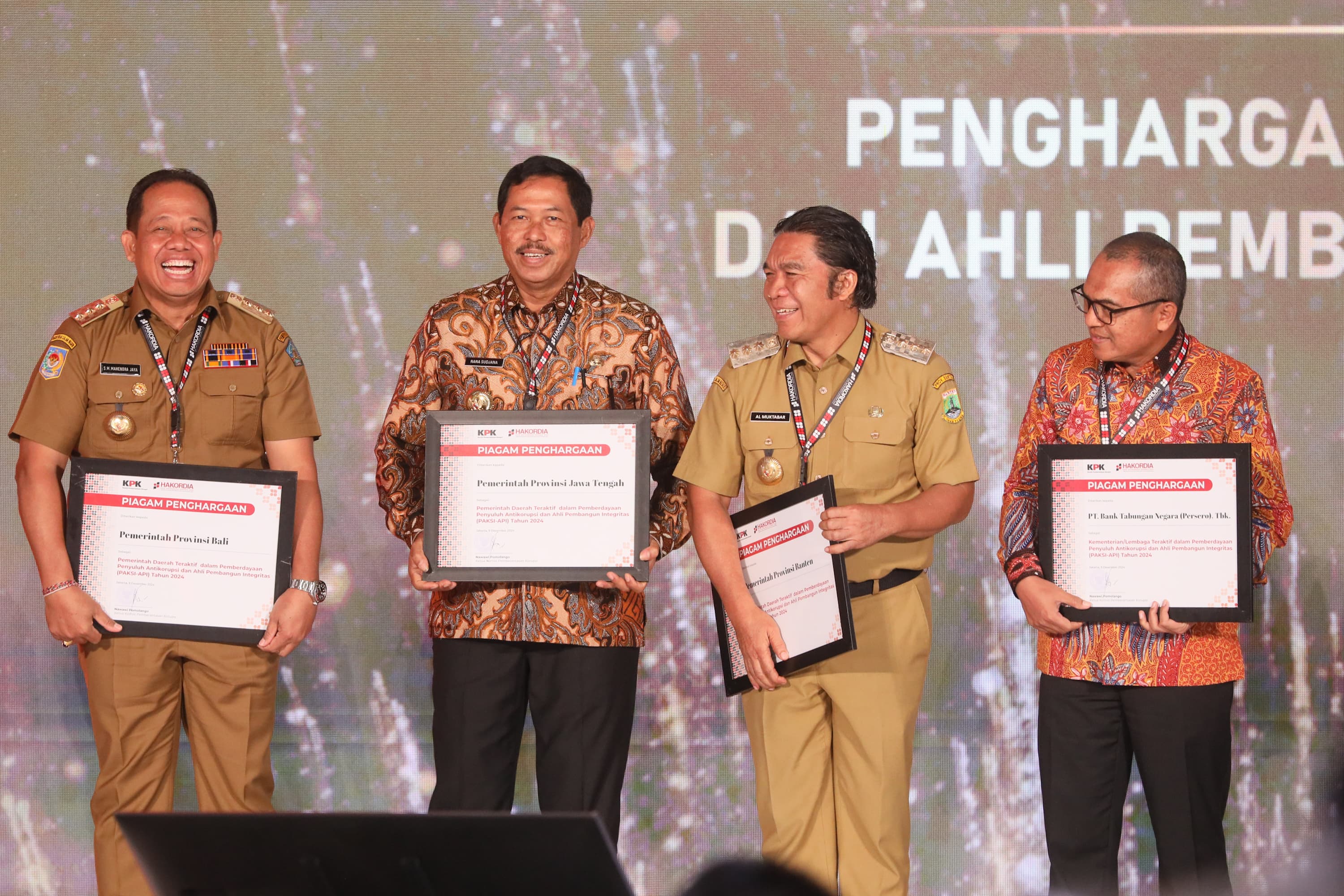 Pemprov Jateng Terima Penghargaan Teraktif Antikorupsi. (Foto/istimewa).