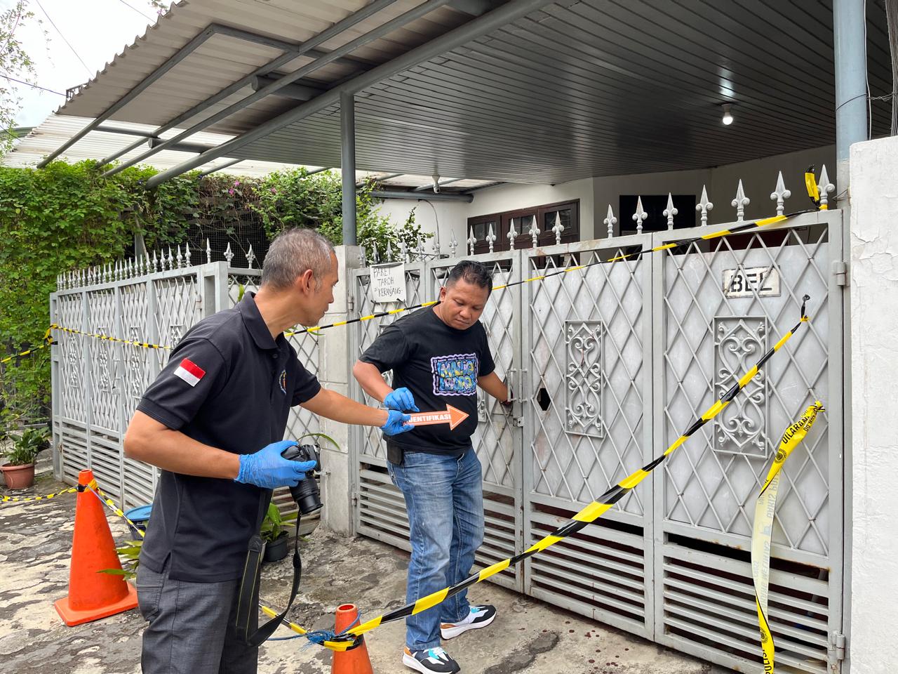 embunuhan terhadap ayah dan nenek di Cilandak. (Foto/istimewa).