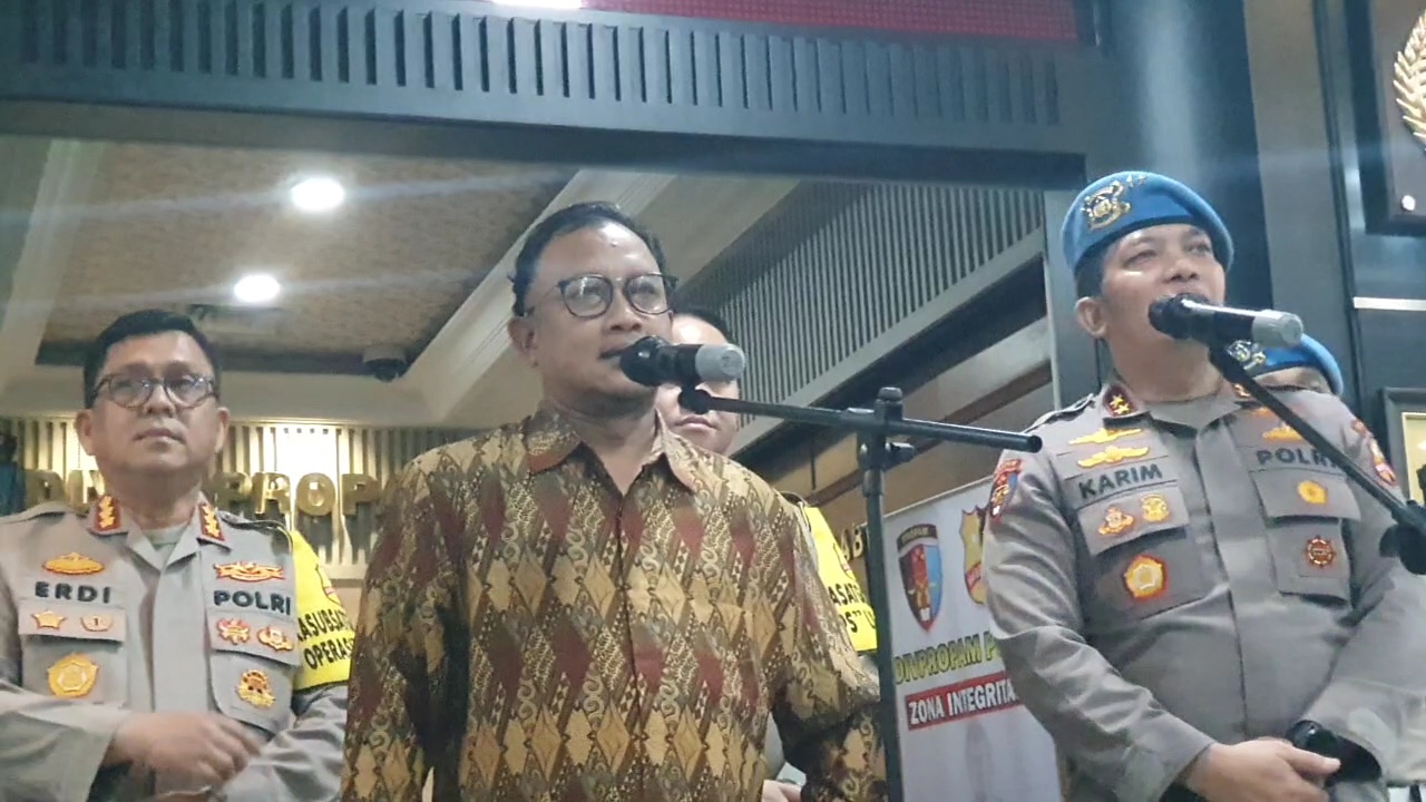 Komisioner Komisi Kepolisian Nasional, Muhammad Choirul Anam. (BeritaNasional/Bachtiarudin Alam)