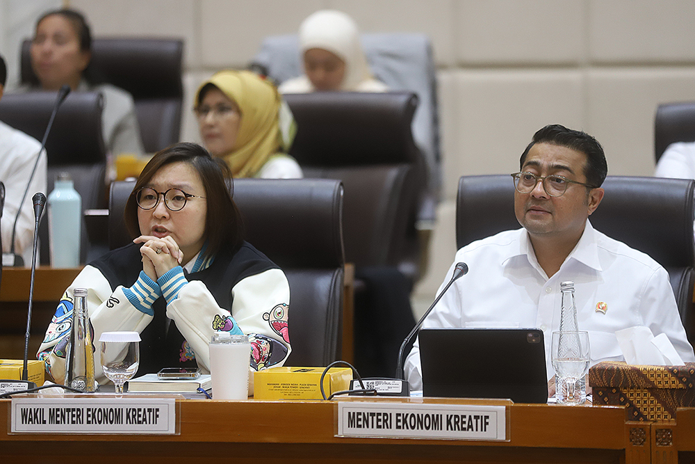 Rapat Kerja Kementerian Ekonomi Kreatif/Badan Ekonomi Kreatif bersama Komisi VII DPR. (BeritaNasional/Elvis Sendouw)