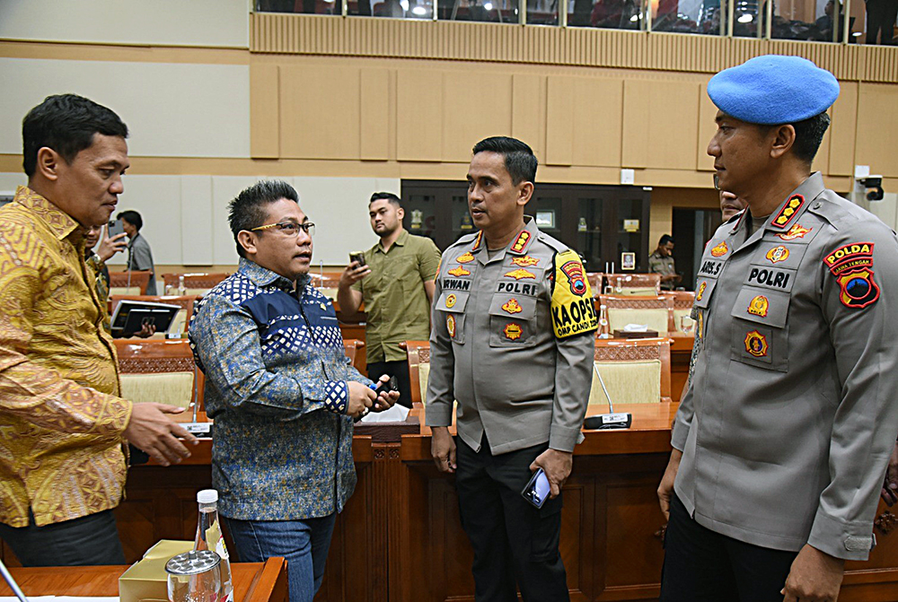 Rapat Dengar Pendapat (RDP) Komisi III bersama Kapolrestabes Semarang dan Keluarga Korban Alm. Gamma. (BeritaNasional/Elvis Sendouw)