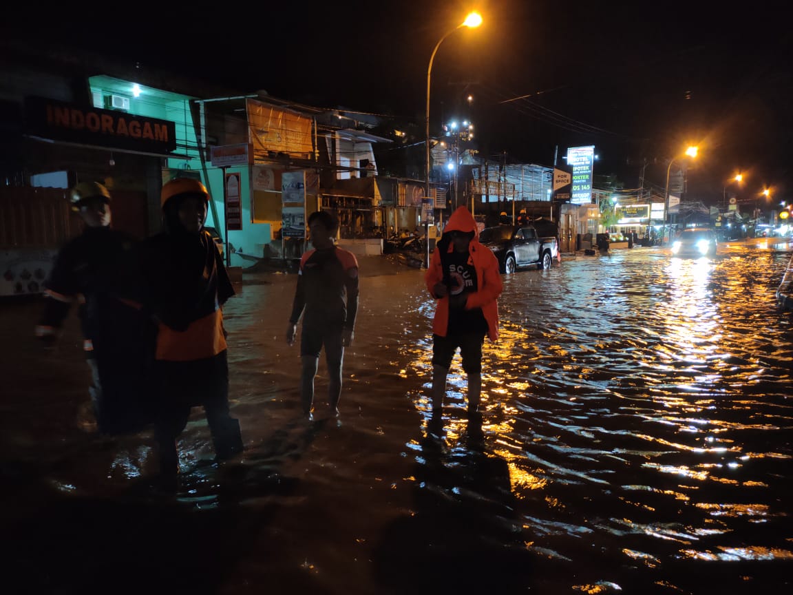 4 Orang Meninggal Dunia Akibat Banjir dan Longsor di Mamuju. (Foto/BNPB).