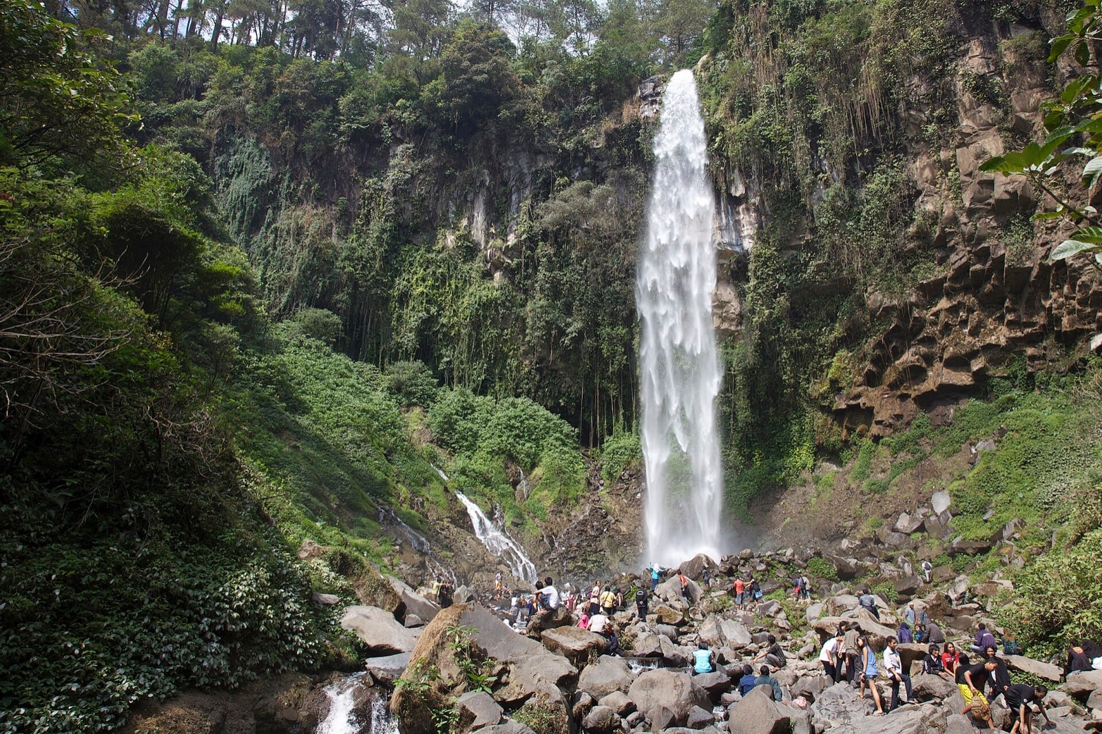 Air Terjun Grojogan Sewu. (Foto/Wikipedia).