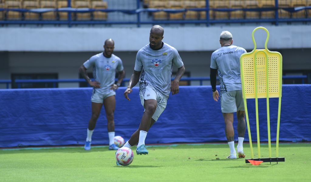 Suasana latihan pemain Persib. (Foto/Persib.co.id)