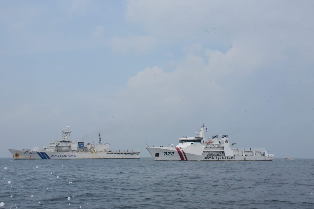 Bakamla RI dan Japan Coast Guard Gelar Passing Exercise. (Foto/Bakamla RI).