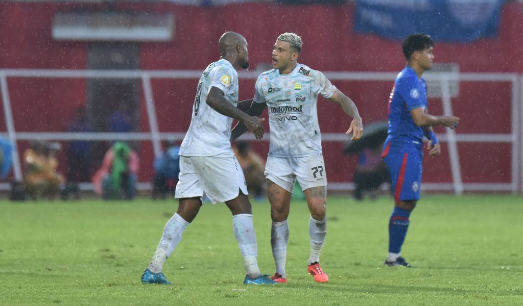 Laga Arema FC vs Persib Bandung di Liga 1. (Foto/persib.co.id)